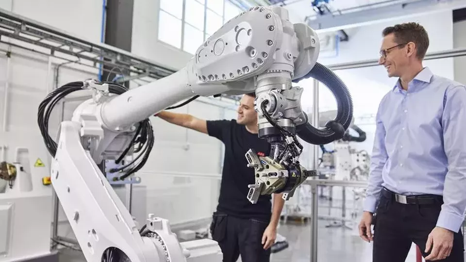 Robotar för en flexibel och hållbar industri i fokus när Robotar för en flexibel och hållbar industri i fokus när