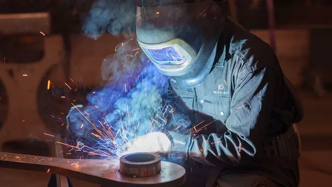 Proplate - Komponenter i pansarstål med precision i varje led