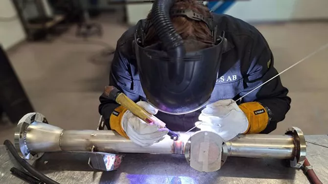 Industry Welding Sweden AB - Svetskompetens och bemanning för industrin