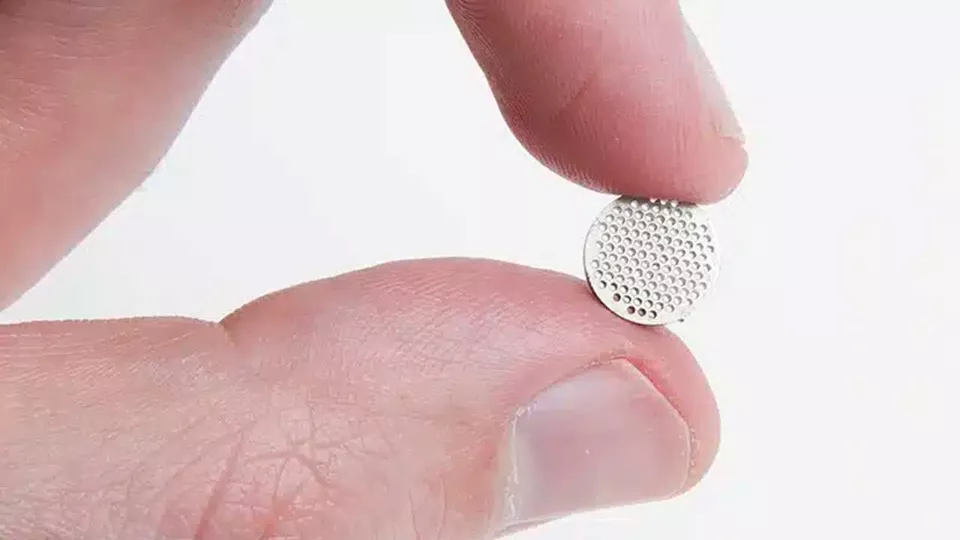 Precision i världsklass med trådgnistning och vattenskärning Precision i världsklass med trådgnistning och vattenskärning