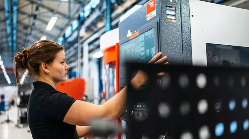 Inköpschefsindex för tillverkningsindustrin i EMU minskade i mars Inköpschefsindex för tillverkningsindustrin i EMU minskade i mars