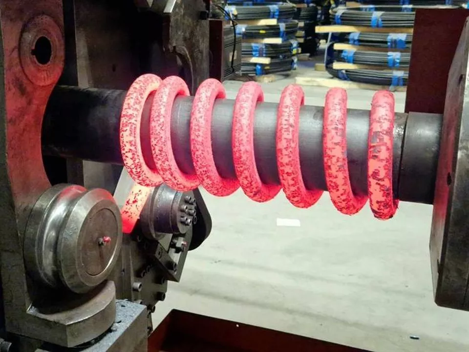 Lesjöfors storstatsar Glödgande fjäder under tillverkning
