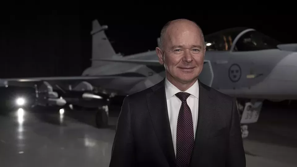 Saab tar hemlig jätteorder på 8 miljarder Saab tar hemlig jätteorder på 8 miljarder