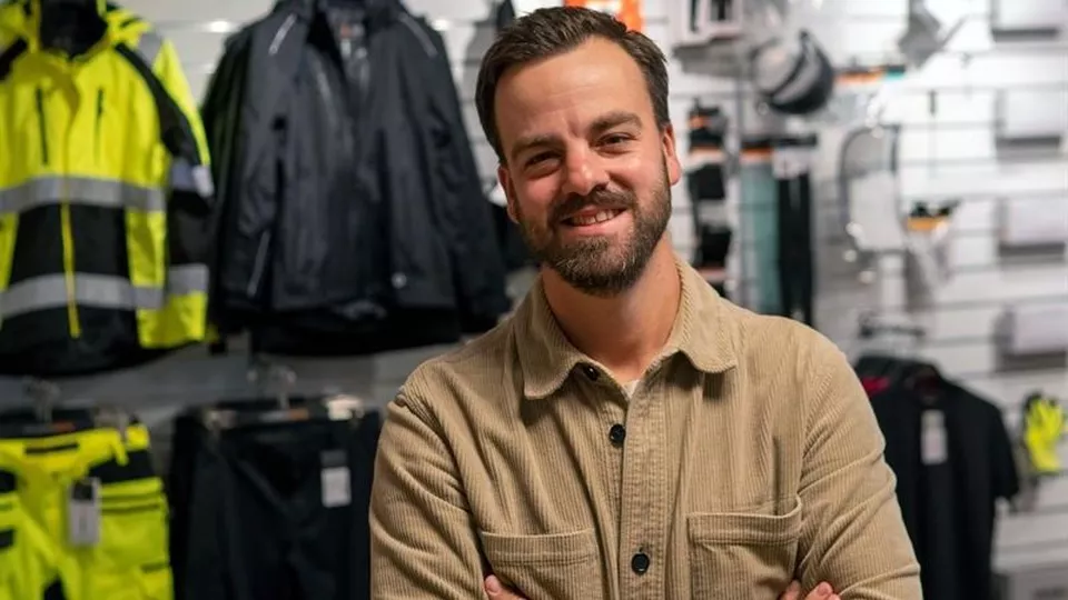 Procurator lanserar ny e-handelslösning för små och medelstora industrikunder Procurator lanserar ny e-handelslösning för små och medelstora industrikunder