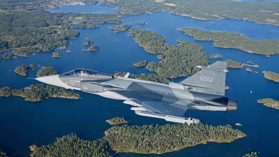 GKN Aerospace och Saab stärker samarbetet kring Gripen E/F GKN Aerospace och Saab stärker samarbetet kring Gripen E/F