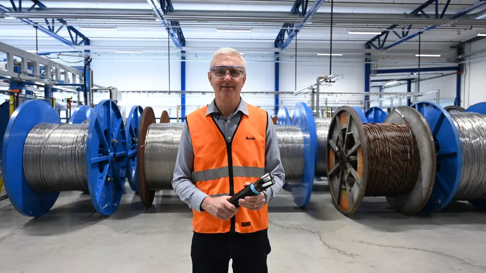 Nexans i Grimsås lanserar ny kabel med återvinningsbar isolering och lägre klimatpåverkan Nexans i Grimsås lanserar ny kabel med återvinningsbar isolering och lägre klimatpåverkan