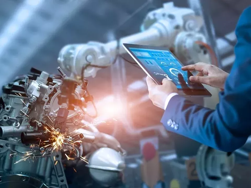 Hållbar produktion för ökad konkurrenskraft bild på robot