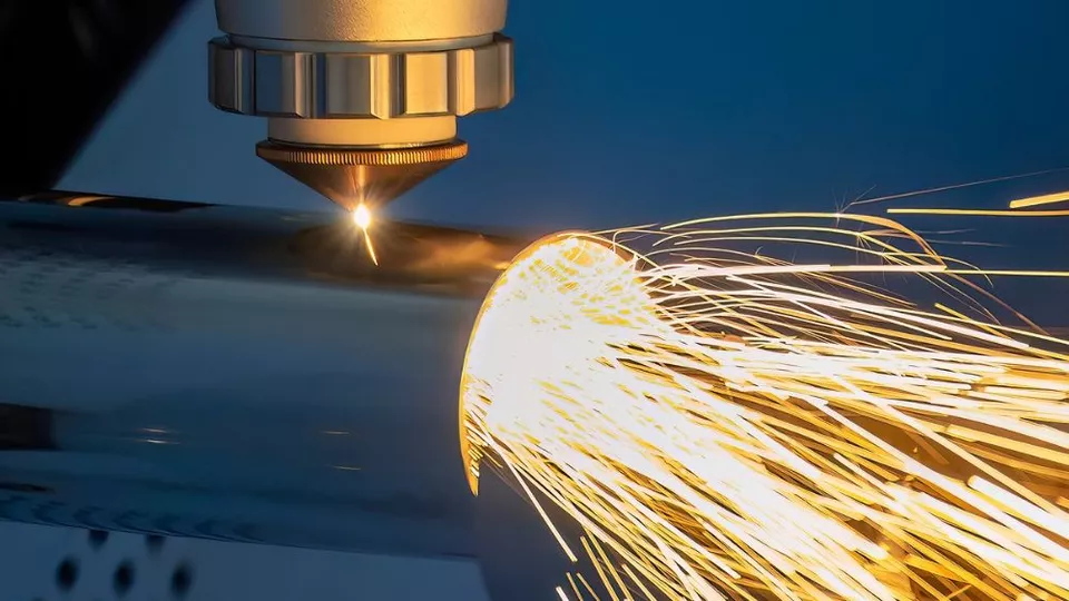 Laserskärning i Världsklass – Rörlaser, Planlaser & Robotsvetsning Laserskärning i Världsklass – Rörlaser, Planlaser & Robotsvetsning