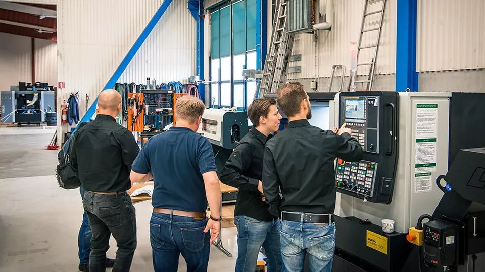 Duroc Machine Tool köper Robot Nordic Aps Duroc Machine Tool köper Robot Nordic Aps
